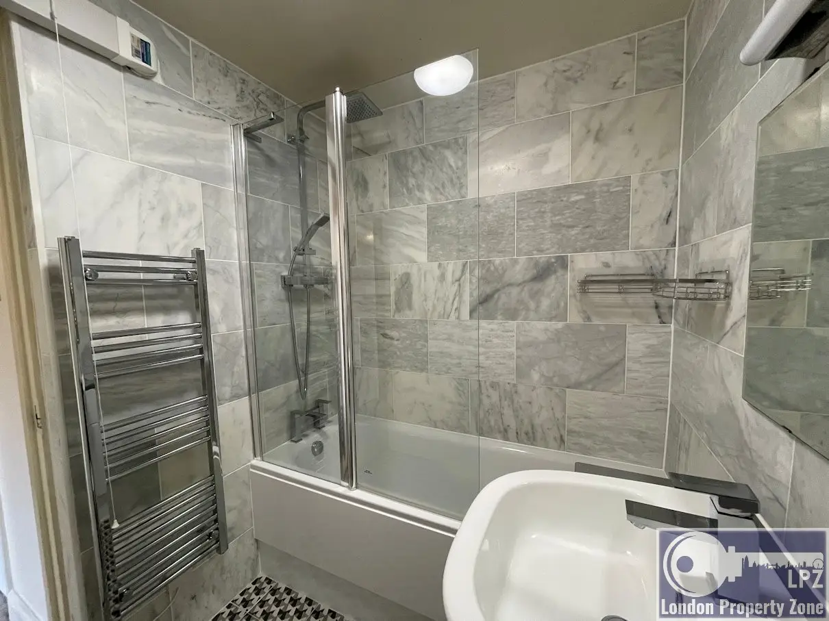 West Kensington,United Kingdom,3 Bedrooms Bedrooms,3 BathroomsBathrooms,Flat / Apartment,1191