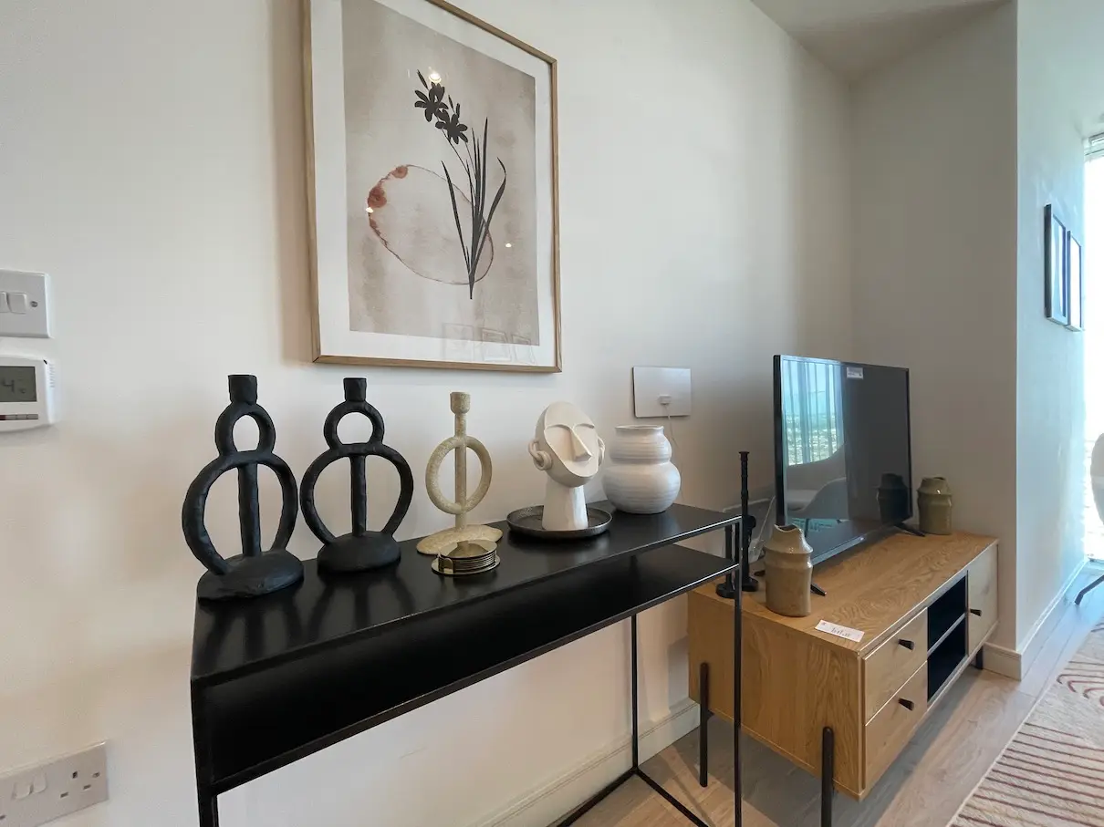 Croydon,United Kingdom,2 Bedrooms Bedrooms,2 BathroomsBathrooms,Flat / Apartment,1203