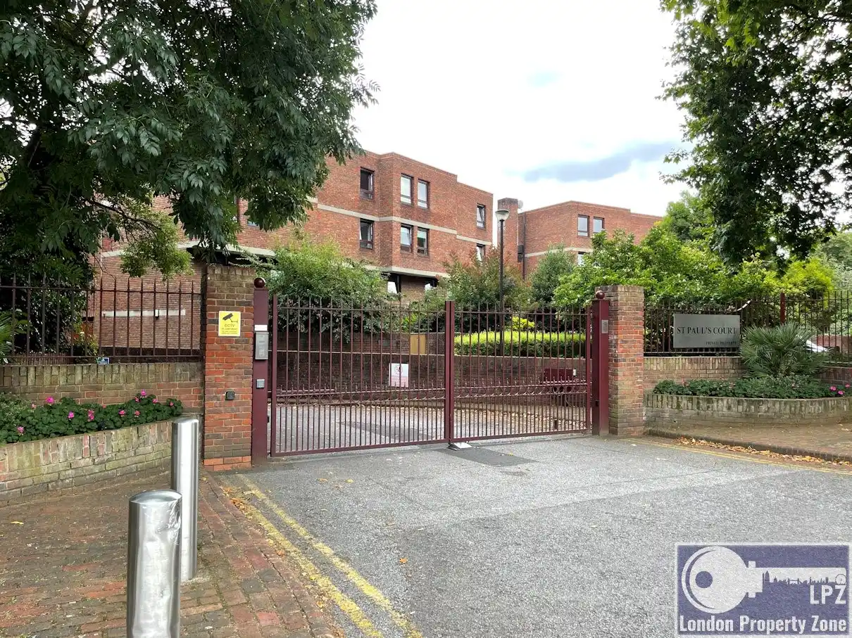 West Kensington,United Kingdom,3 Bedrooms Bedrooms,3 BathroomsBathrooms,Flat / Apartment,1191